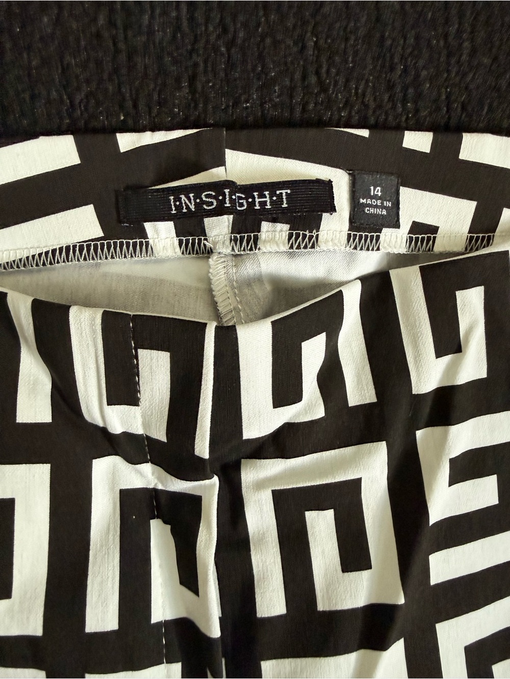 INSIGHT Black & White Geometric Stretch Pants – Size 14 (Large/XL) - Picture 4 of 7